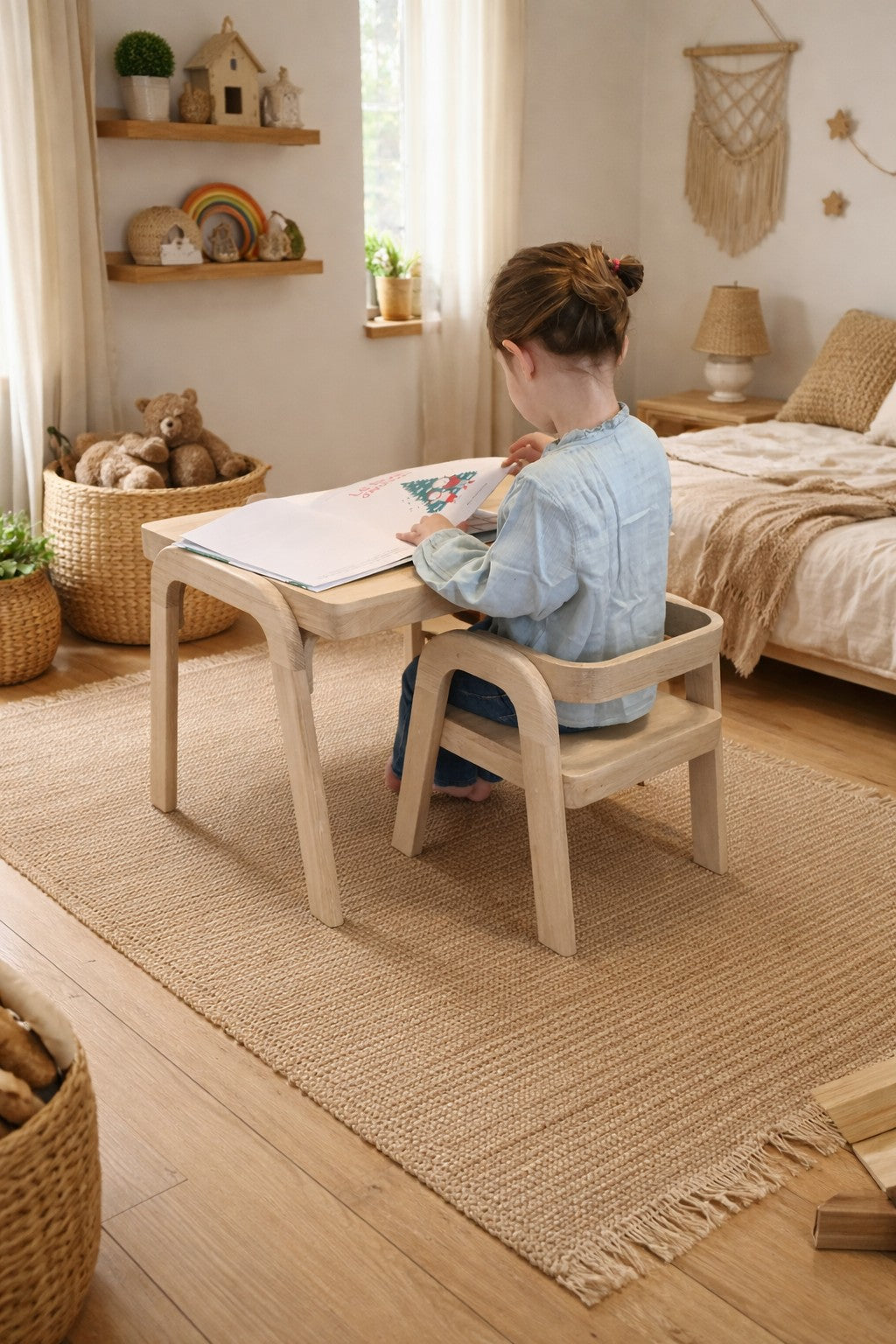 Table enfant en bois massif épurée | Table Montessori 1 enfant – Fabriquée en France
